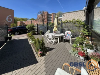 Immobilienpaket nahe Stadtzentrum (4 Wohnungen) - Außenansicht / Terrasse (3222)