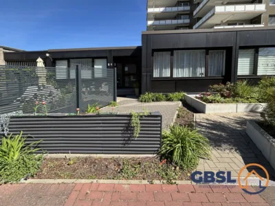 Immobilienpaket nahe Stadtzentrum (4 Wohnungen) - Außenansicht (3218)