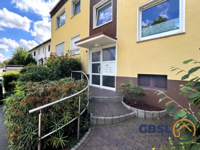 ETW mit Garage in ruhiger Sackgassenlage - Eingangsbereich (3229)