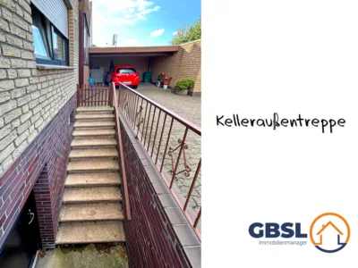 6 Wohnungen, 2 Garagen, 1 Carport, 1 überdachter Stellplatz und 2 weitere befestigte Stellplätze - Kelleraufgang (3284)