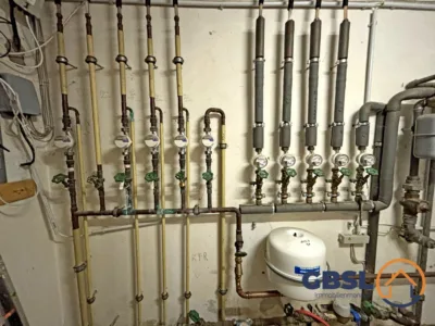 5-Familienhaus mit Garage in zentraler Lage - Zähler (3124)