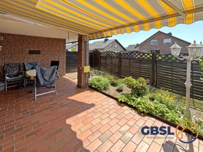 5-Familienhaus mit Garage in zentraler Lage - Terrasse (3116)
